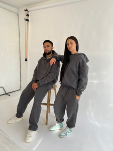 Angie Straight Joggers in Earl Grey